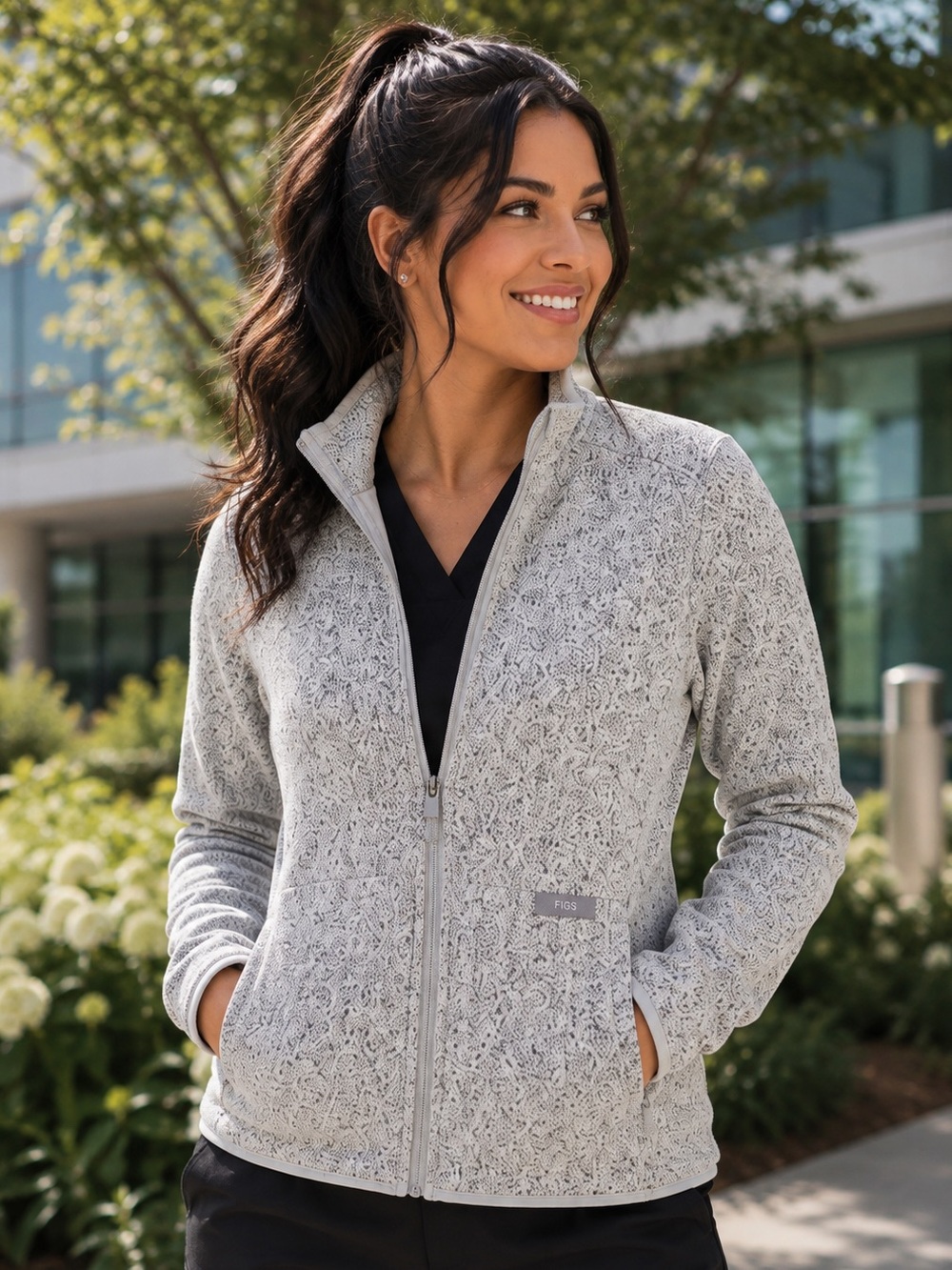 FIGS On-Shift Sweater Jacket Heather Light Grey Size Small